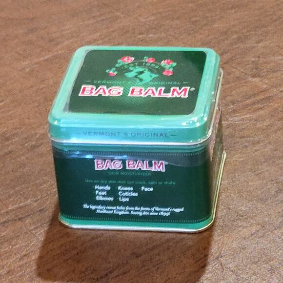 Vermont’s Original Bag Balm, Skin & Body Moisturizer for Dry Skin, 8oz Tin New - Picture 2 of 7